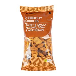 Crunchy Nibbles Sweet Smoky Almond, Soya and Multigrain 150 g