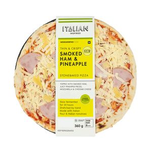 Stonebaked Smoked Ham & Pineapple Pizza 360 g