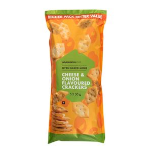 Cheese and Onion Flavoured Mini Crackers 5 x 50 g