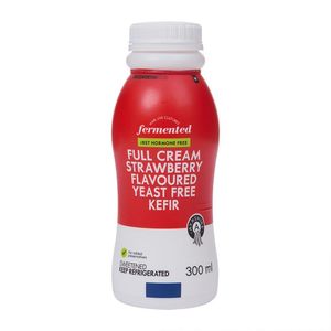 Ayrshire Full Cream Strawberry Flavoured Yeast Free Kefir 300 ml