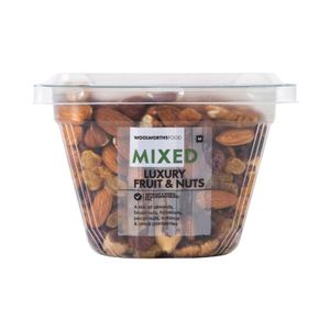 Raw Luxury Nuts and Fruit 500 g